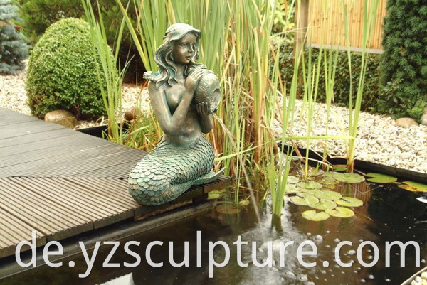 life size bronze mermaid staute 